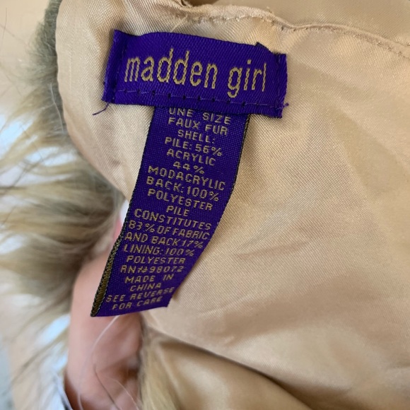 Madden girl faux fur brown cowl scarf - Picture 6 of 6